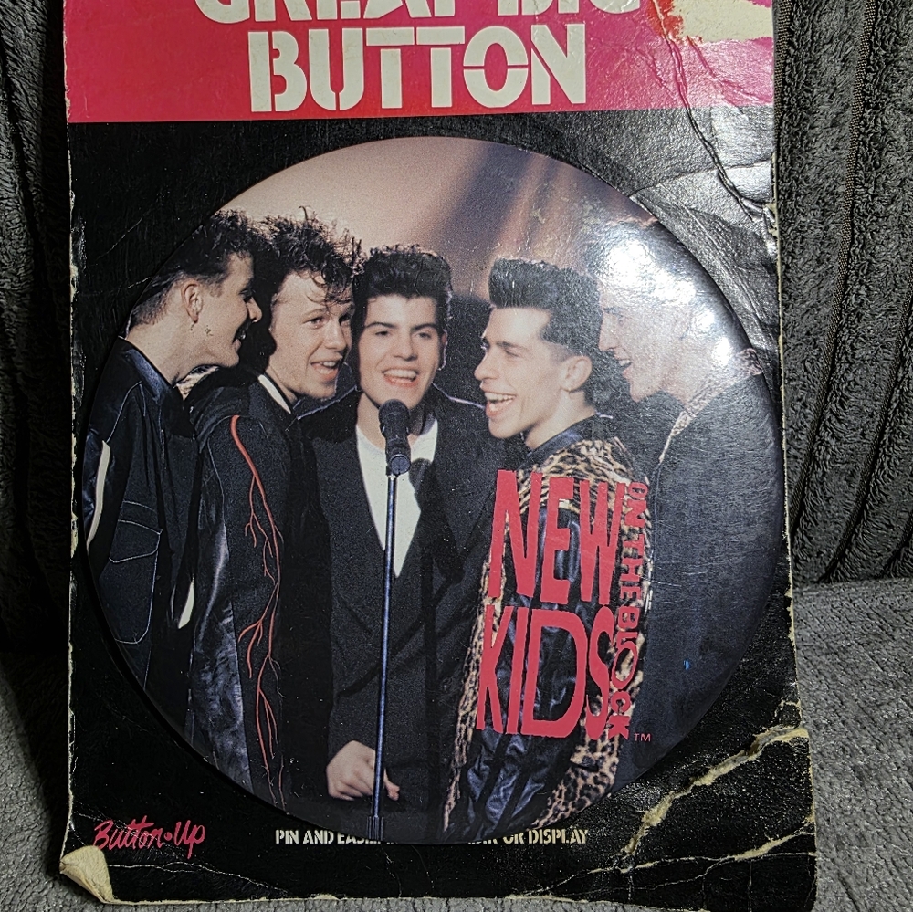 VTG New Kids on the Block Button *New*